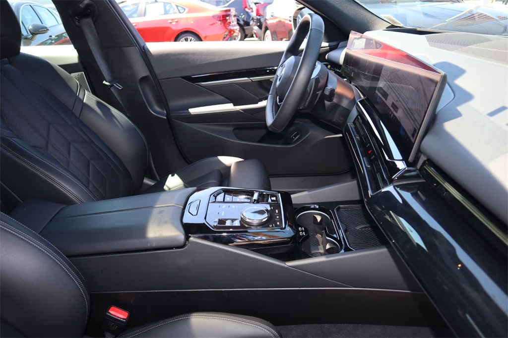 2024 Bmw 530i photo 25