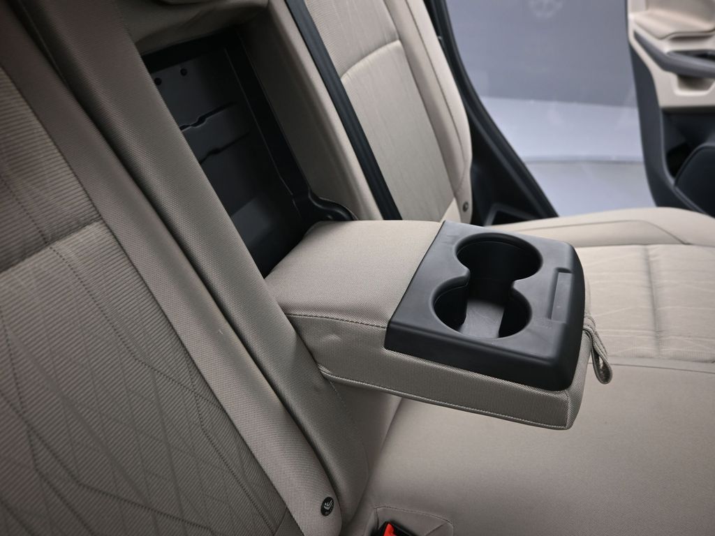 2021 Ford EcoSport SE photo 25