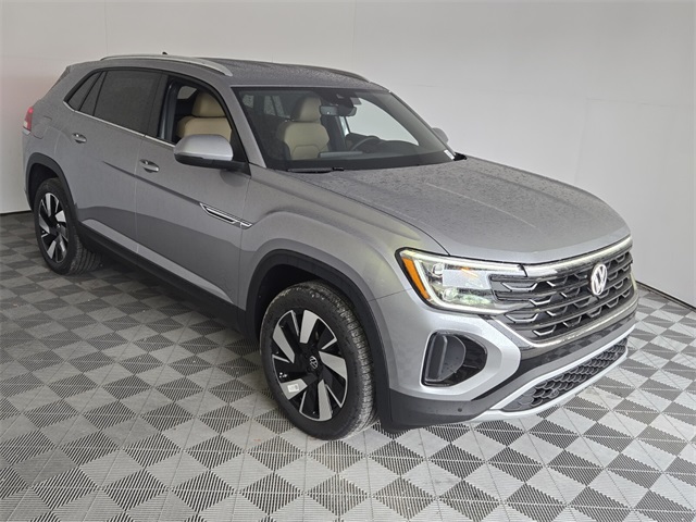 2025 Volkswagen Atlas Cross Sport SE Technology photo 2