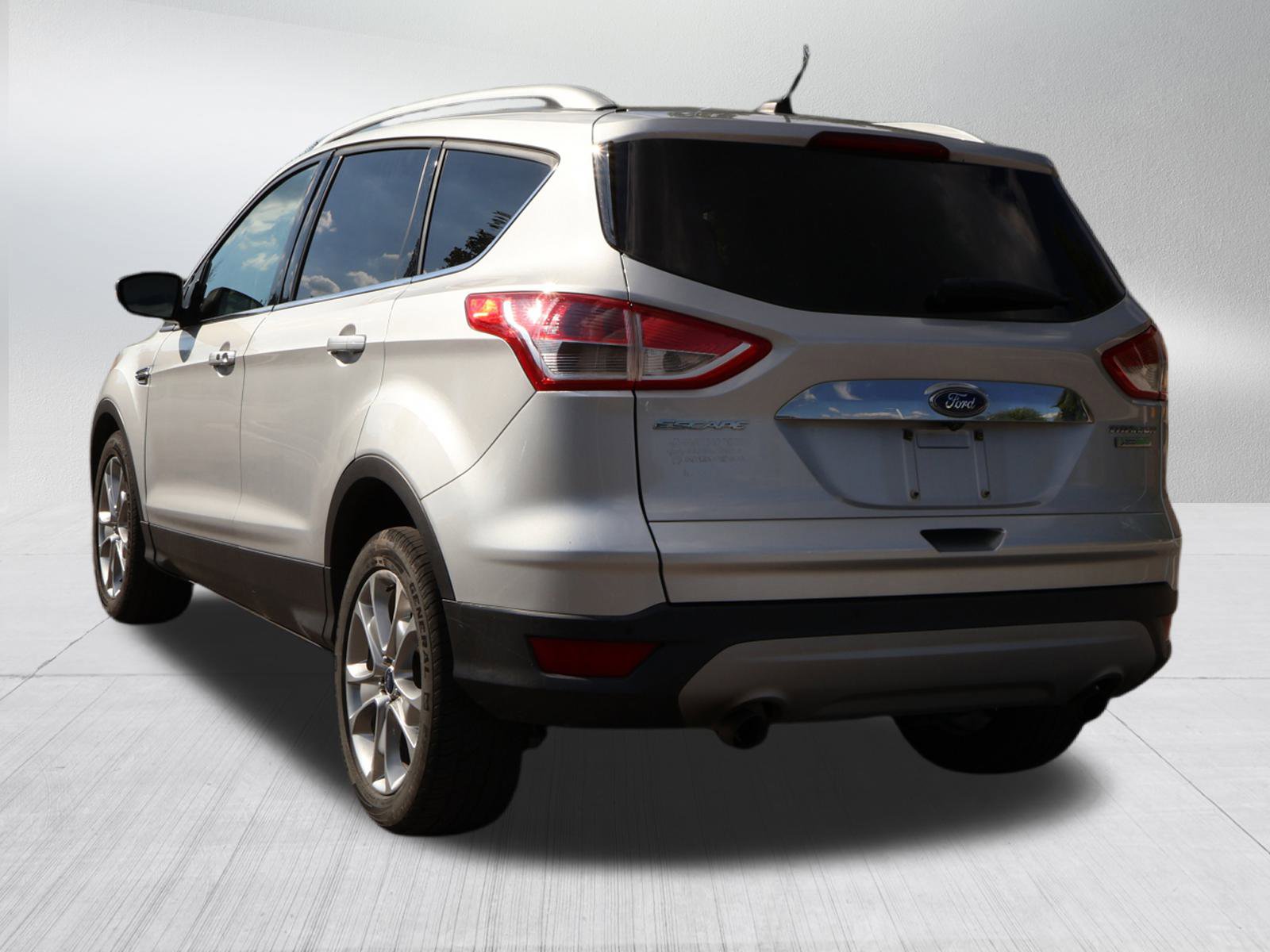 2014 Ford Escape Titanium photo 5