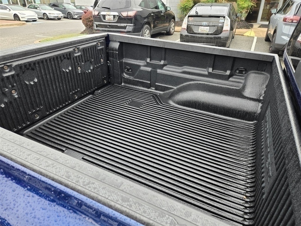 2022 Nissan Frontier PRO-4X photo 8