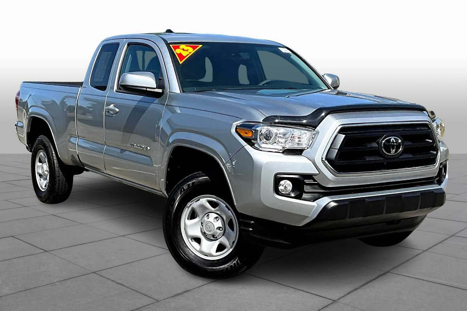 2023 Toyota Tacoma SR5 4x4 Access Cab photo 2