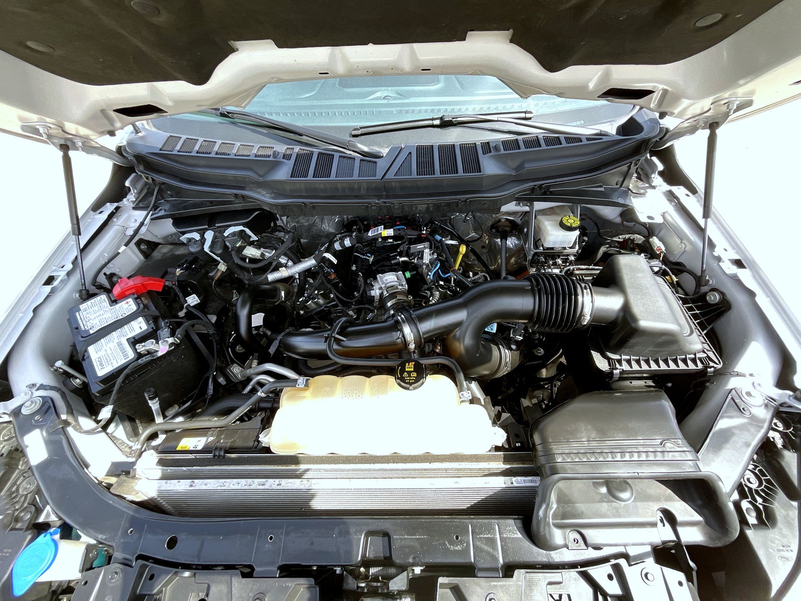 2023 Ford F-150 Lariat photo 24