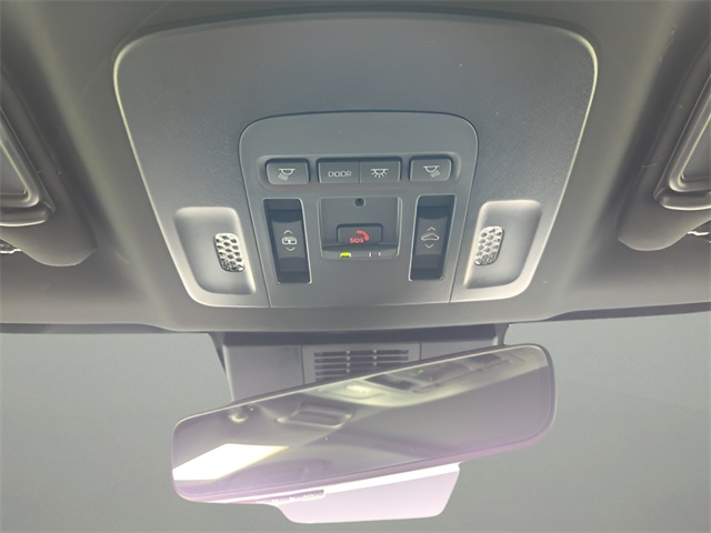 2025 Toyota Camry XSE photo 29