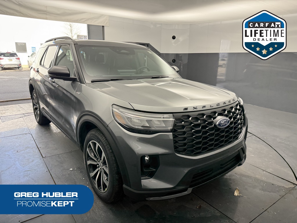 2026 Ford Explorer ST-LINE's photo