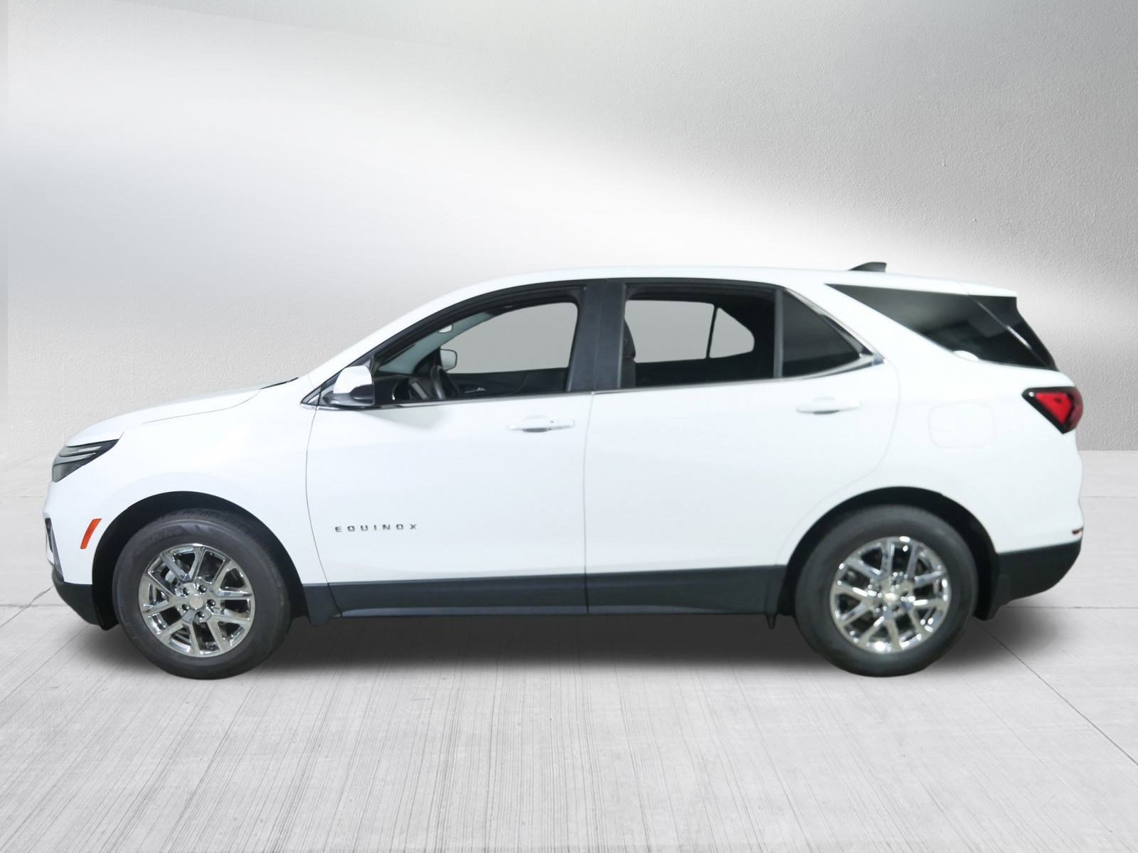 2023 Chevrolet Equinox LT photo 4