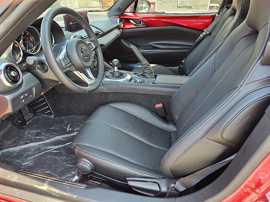 2025 Mazda MX-5 Miata Miata Grand Touring photo 17