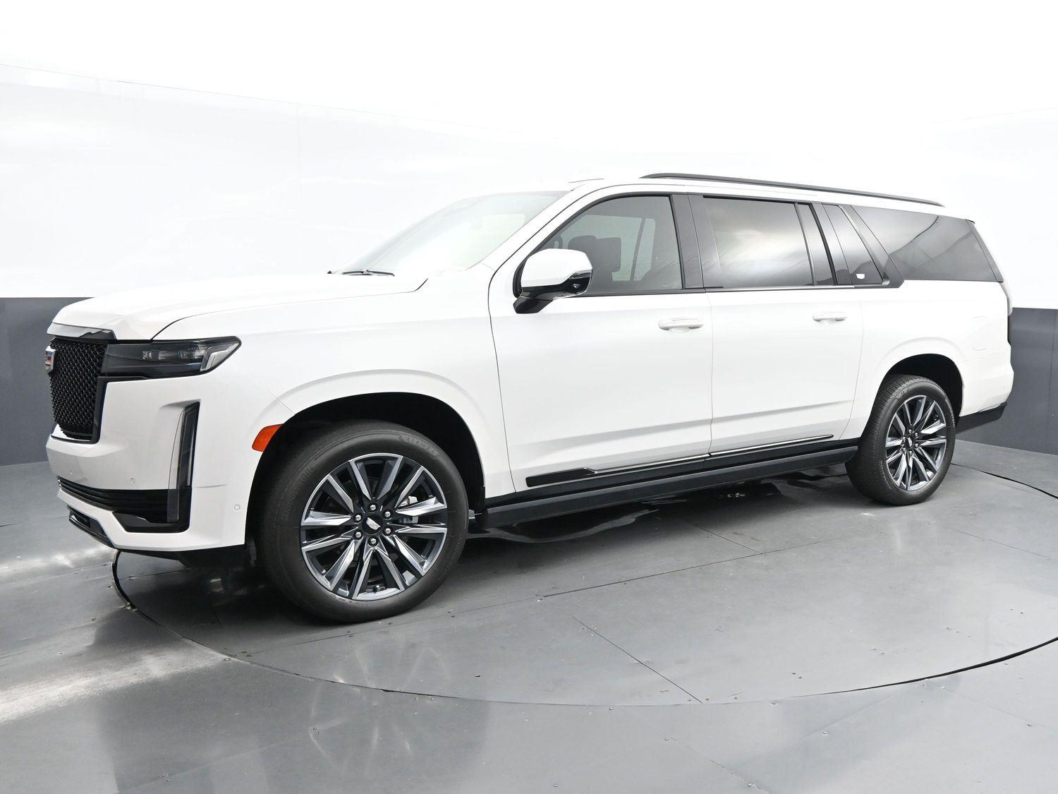 2021 Cadillac Escalade ESV Sport photo 3