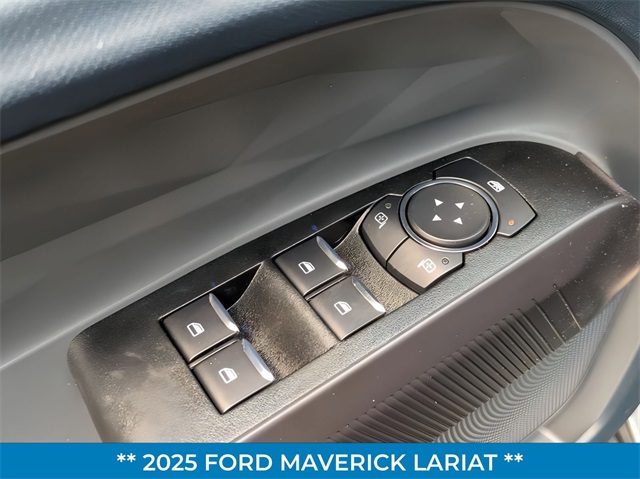 2025 Ford Maverick Lariat photo 10