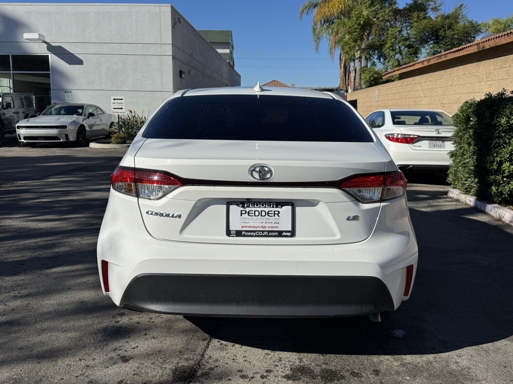 Used 2024 White Toyota LE image 35