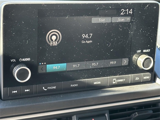 2023 Honda Pilot LX photo 3