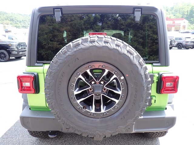 2025 Jeep Wrangler Willys photo 3