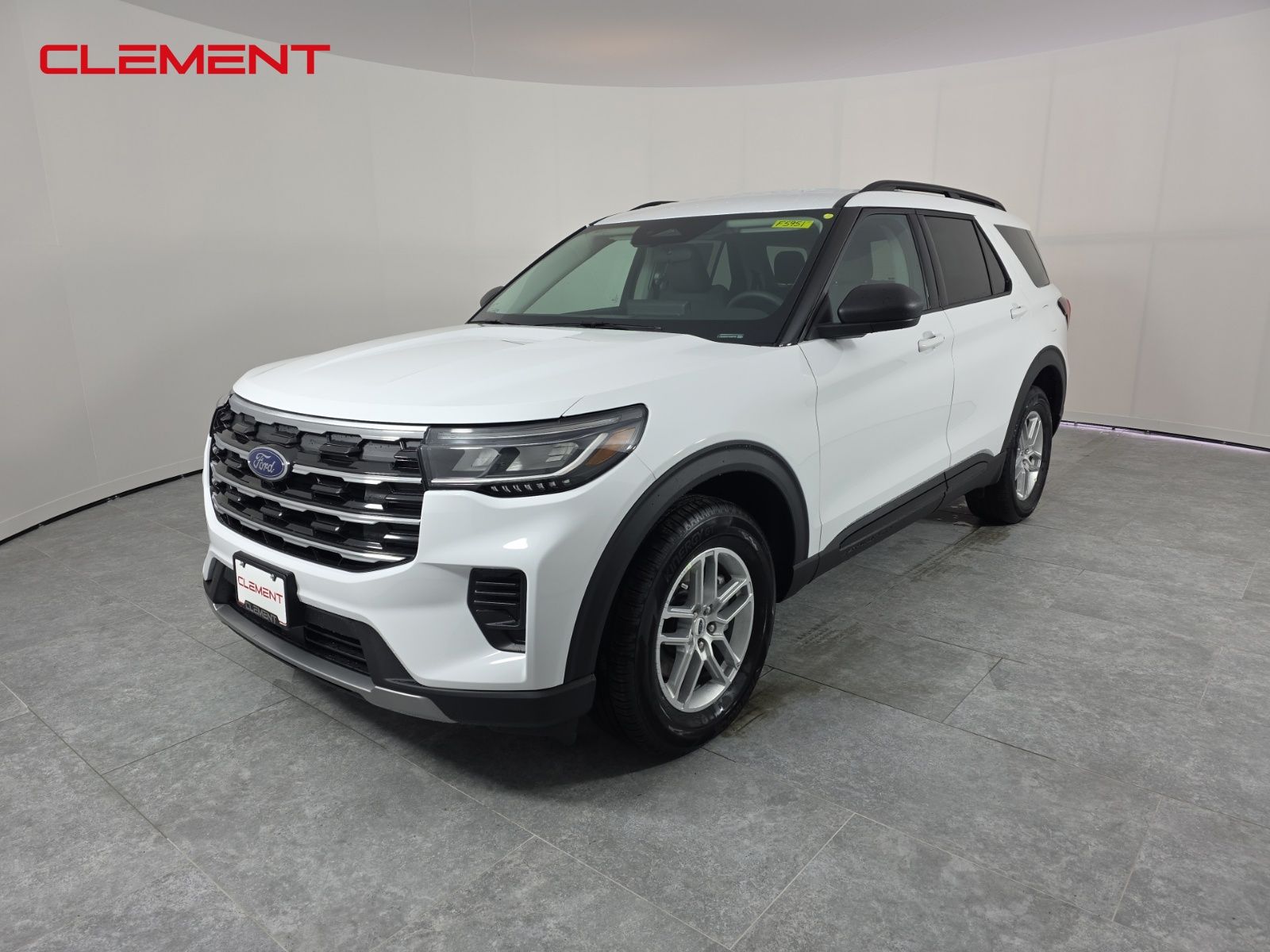2026 Ford Explorer Active's photo