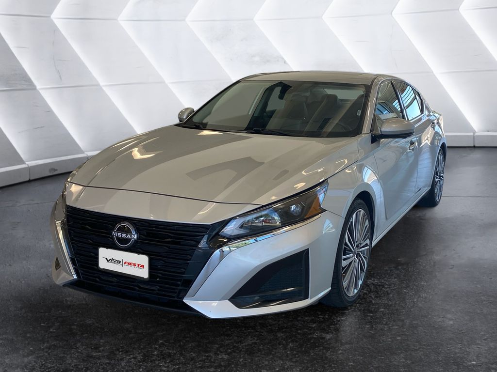 2024 Nissan Altima 2.5 SL photo 3