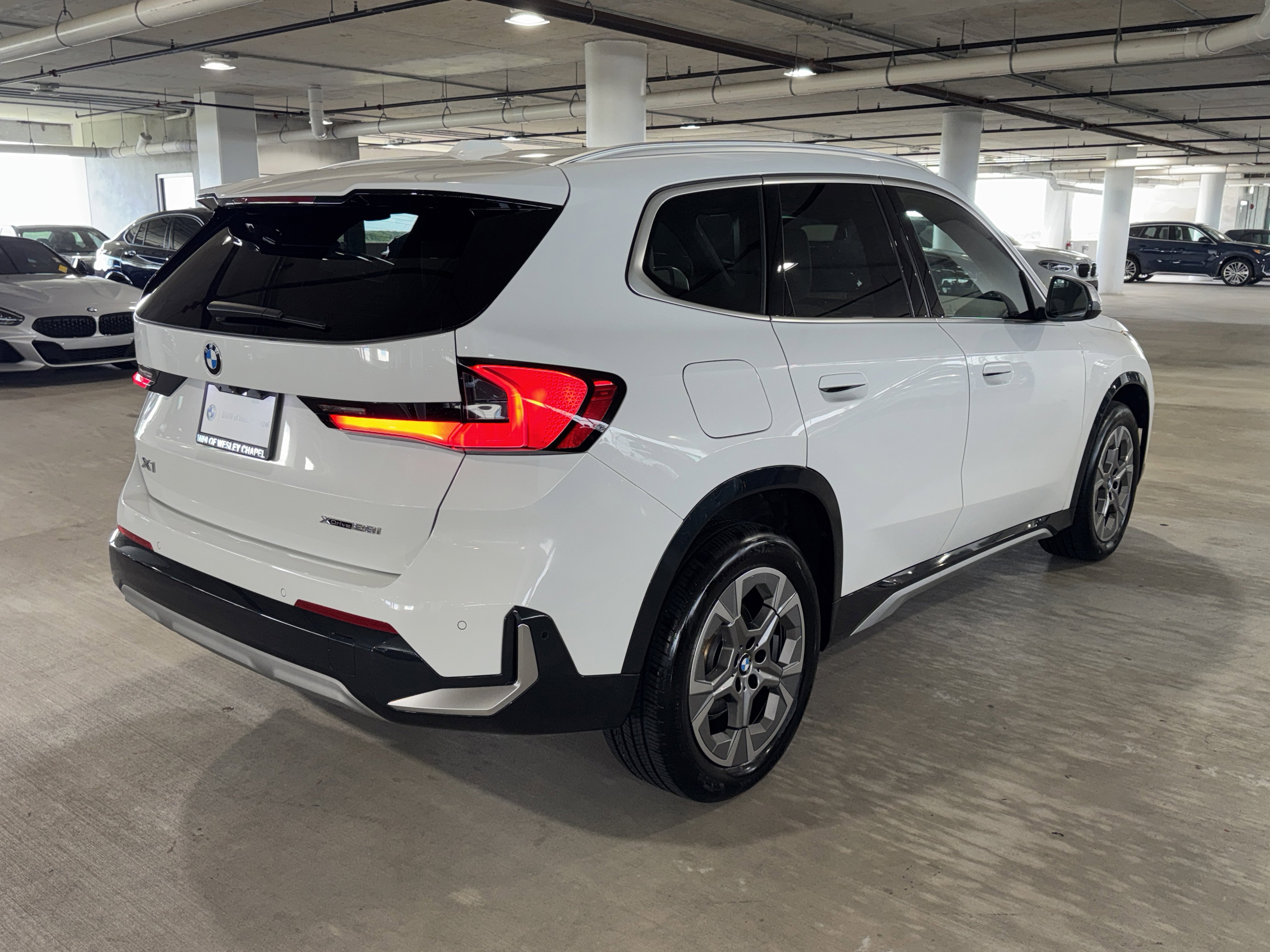 2023 Bmw X1 XDrive28i photo 4