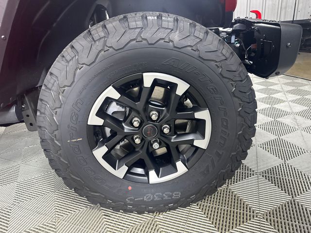 2025 Jeep Wrangler Rubicon photo 6