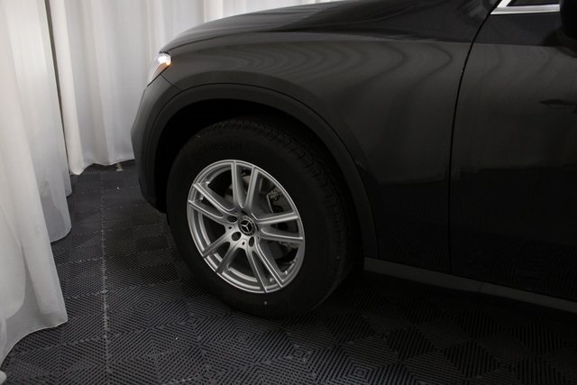 2025 Mercedes Benz GLC 300 4MATIC photo 7