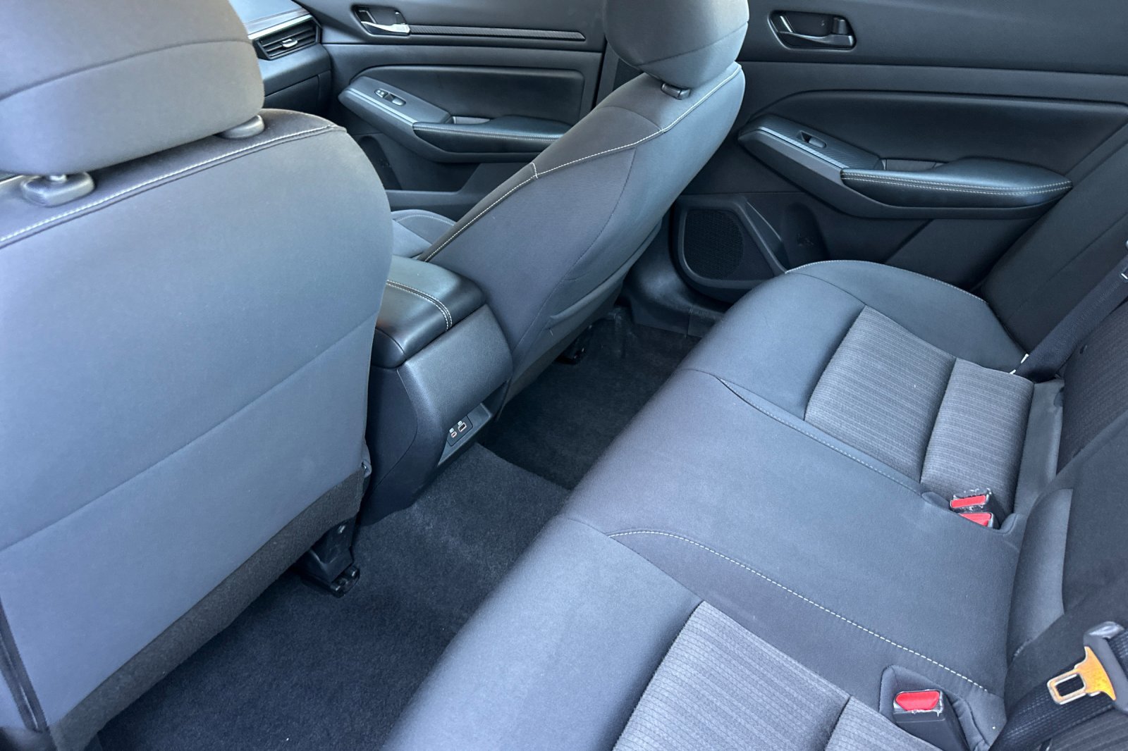 2024 Nissan Altima 2.5 SV photo 10