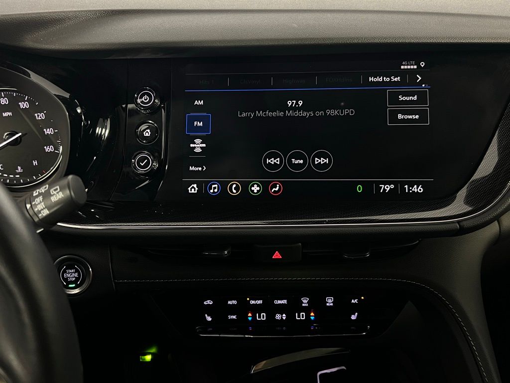 2023 Buick Envision Essence photo 12