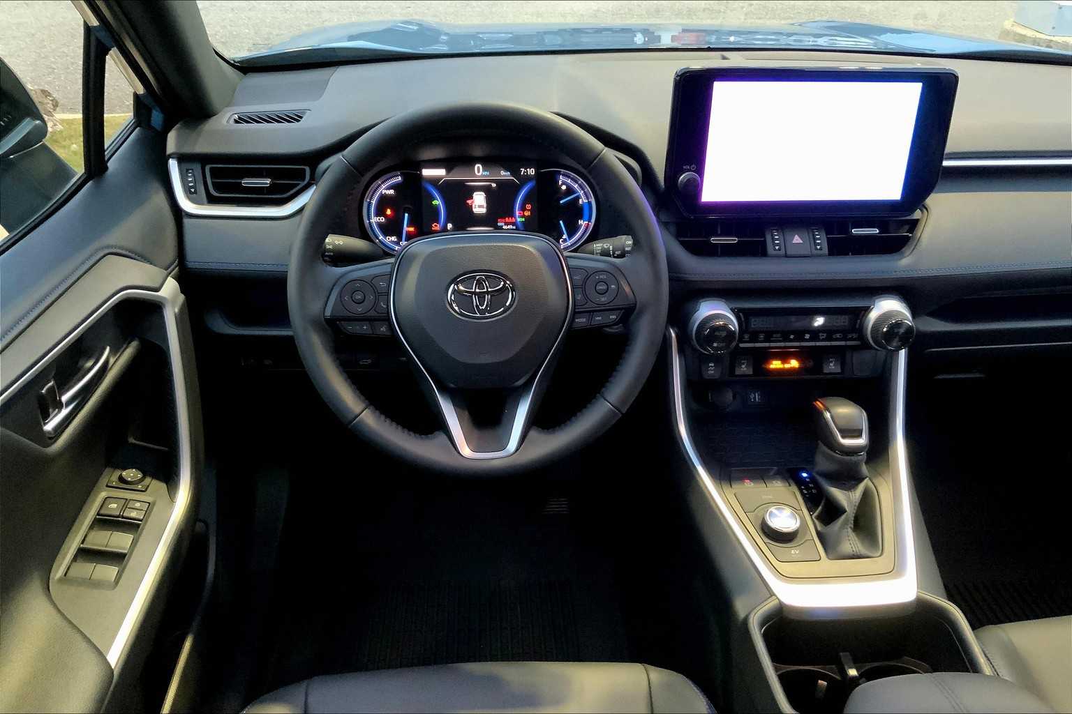 2025 Toyota RAV4 Hybrid XSE photo 5