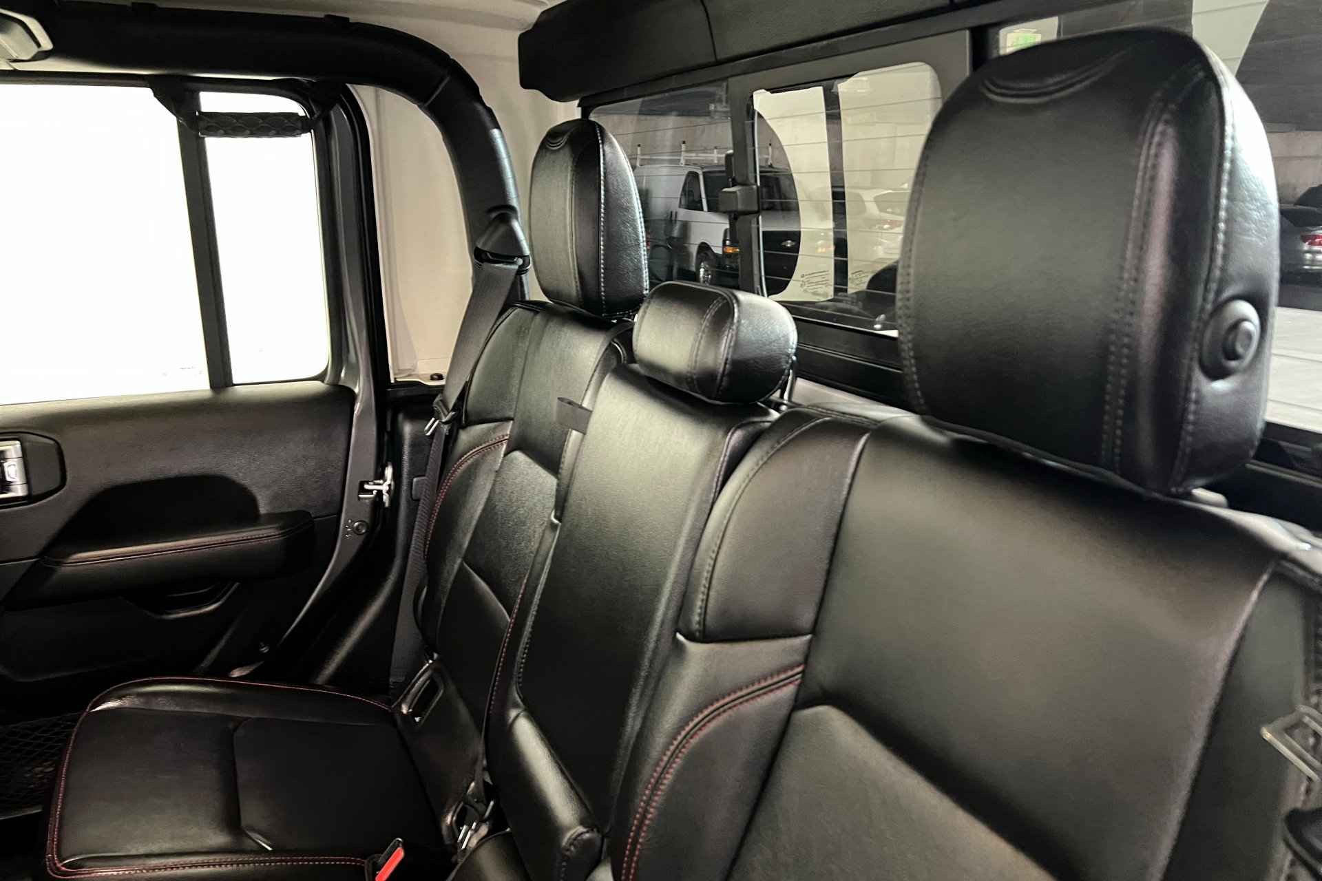 2020 Jeep Gladiator Rubicon photo 19
