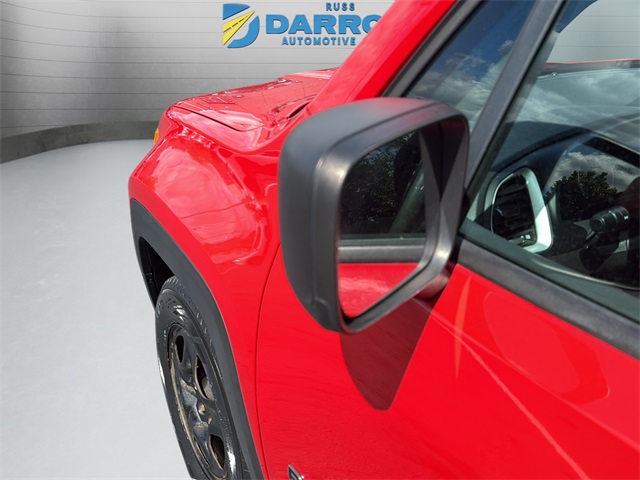 2015 Jeep Renegade Sport photo 14