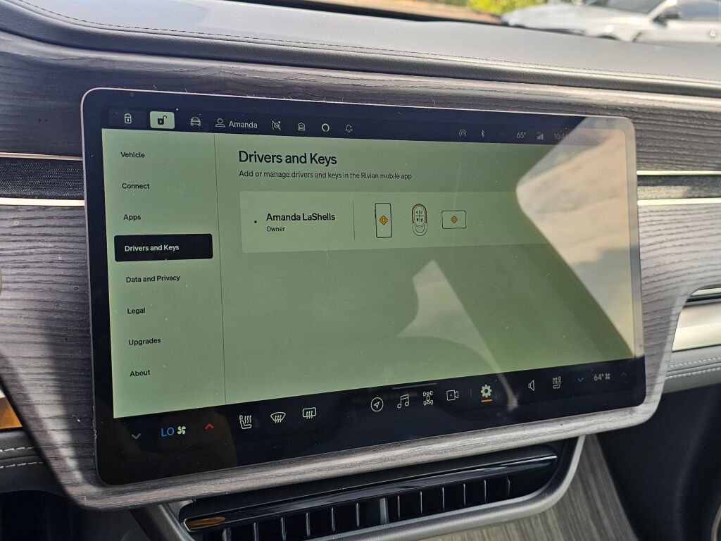 2023 Rivian R1S Adventure photo 34