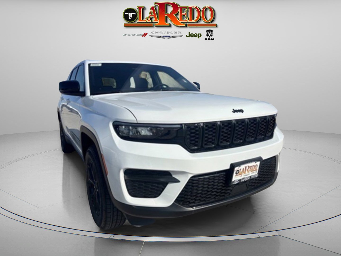 2025 Jeep Grand Cherokee Altitude's photo