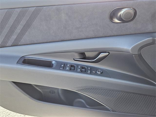 2025 Hyundai Elantra N Base photo 26