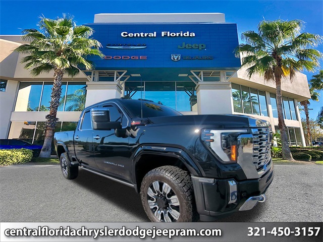 2024 GMC Sierra 2500HD Denali's photo