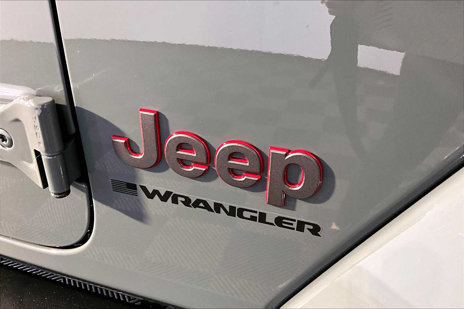 2024 Jeep Wrangler Rubicon X photo 29