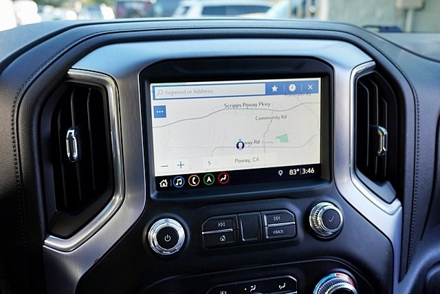 Used 2019 Gray GMC SLT image 31