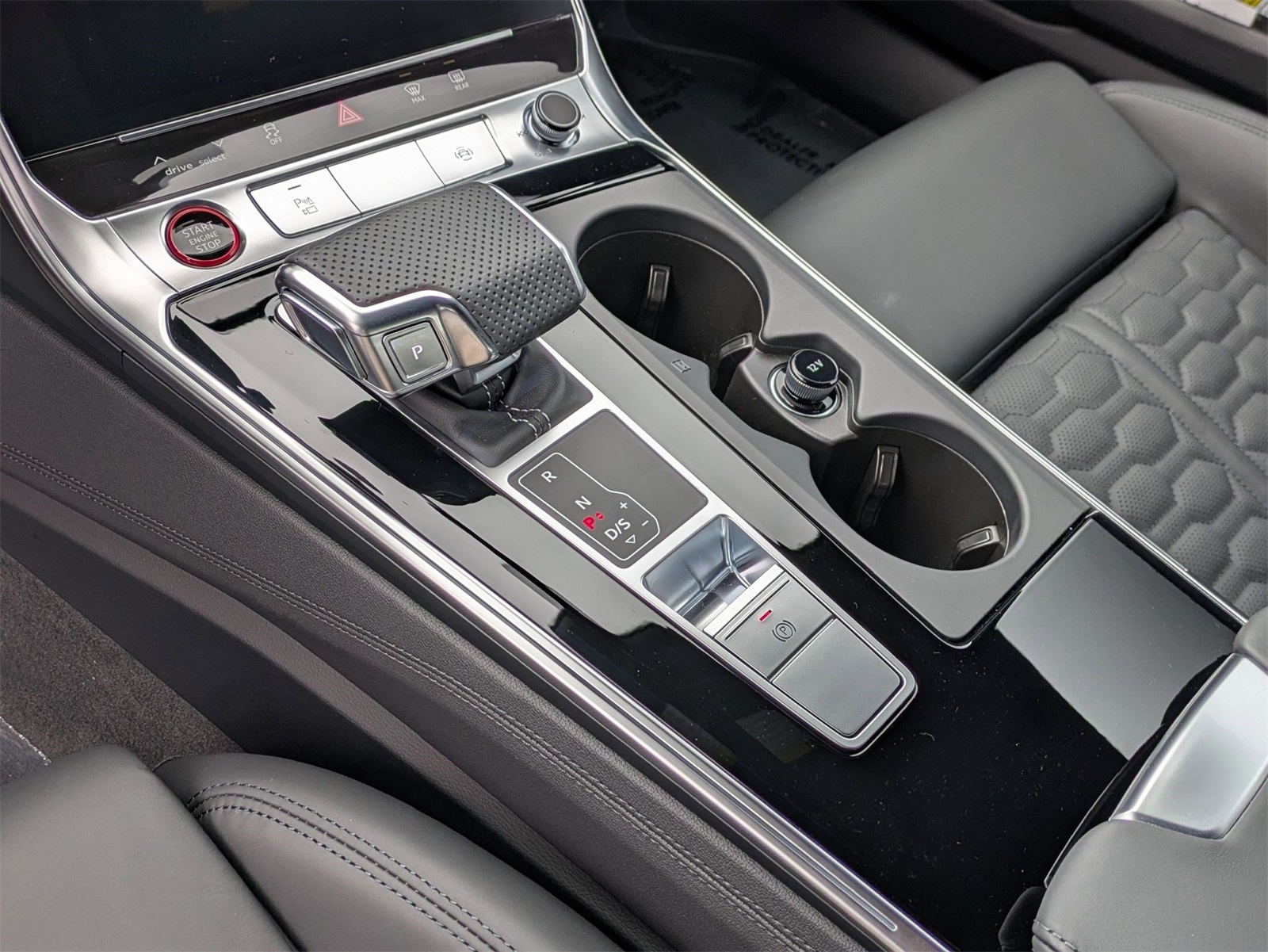 2025 Audi RS 7 Performance Base photo 7