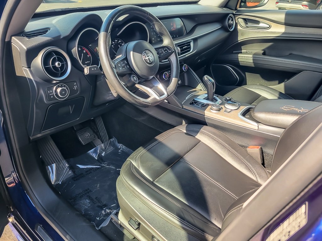 2021 Alfa Romeo Stelvio Ti photo 8
