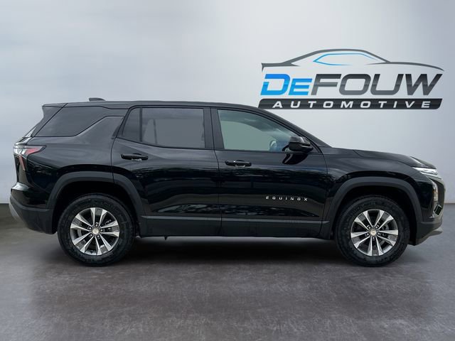 2026 Chevrolet Equinox LT photo 2