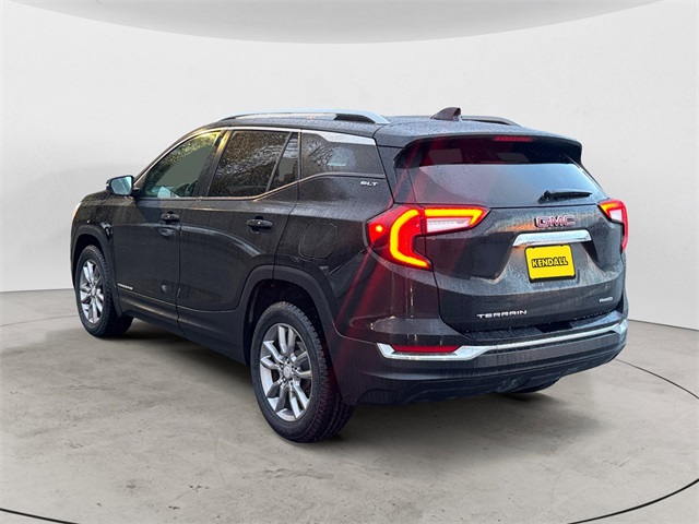 2024 Gmc Terrain SLT photo 2