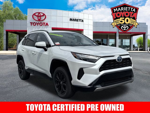 2023 Toyota RAV4 SE's photo