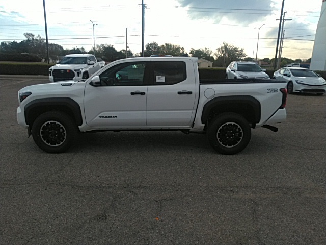 2025 Toyota Tacoma photo 2