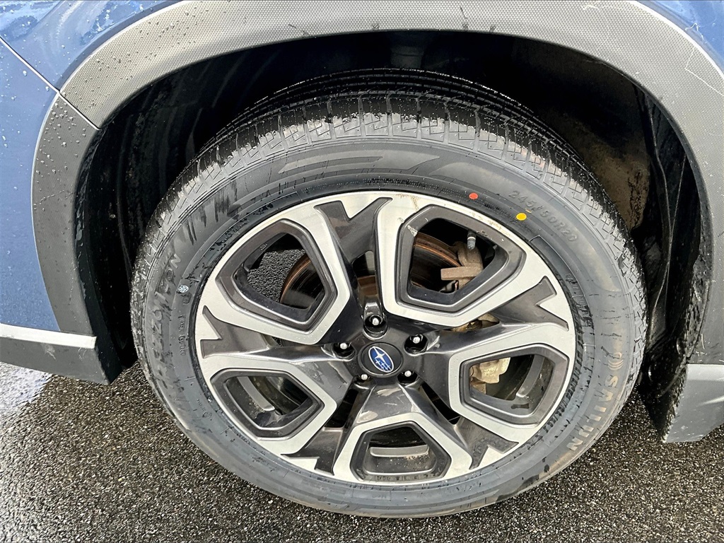 2023 Subaru Ascent Limited photo 4