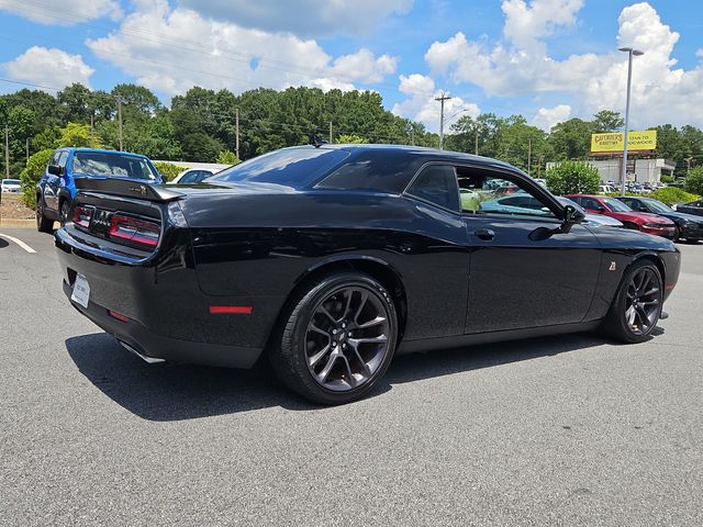 2022 Dodge Challenger R/T Scat Pack photo 2