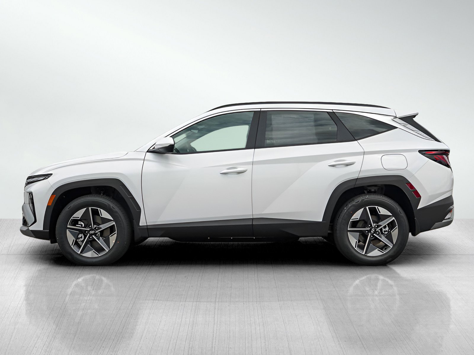 2025 Hyundai Tucson Plug-in Hybrid SEL photo 3