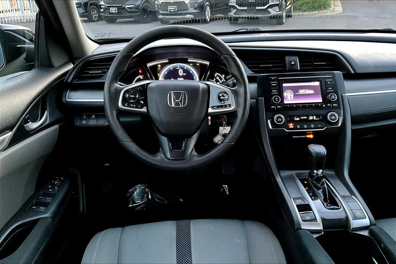 2019 Honda Civic LX photo 5