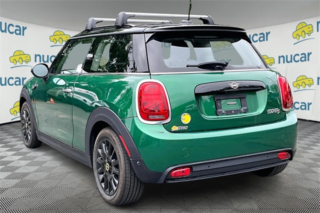 Used 2022 MINI Hardtop 2 Door SE with VIN WMW13DJ07N2R20606 for sale in Lebanon, NH