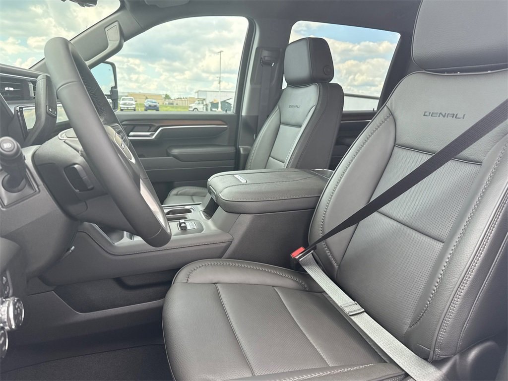 2026 Gmc Sierra 2500 Denali photo 16