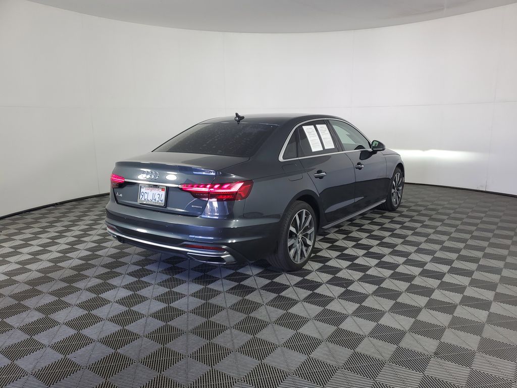2021 Audi A4 40 Premium Plus Quattro photo 4