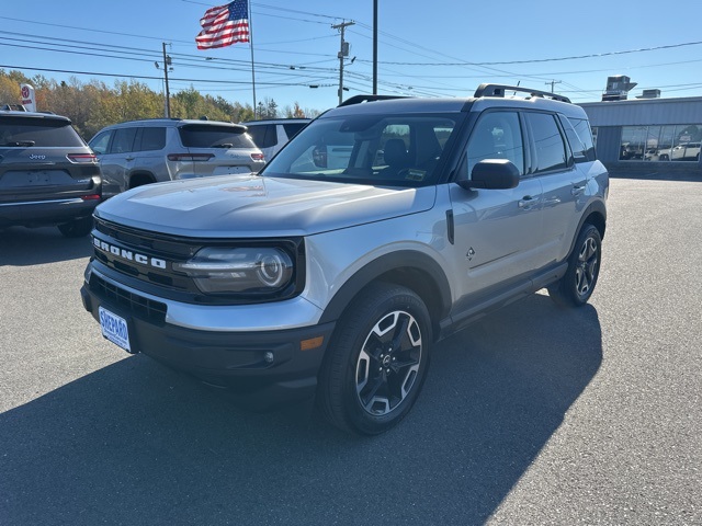 2023 Ford Bronco Sport Outer Banks photo 3