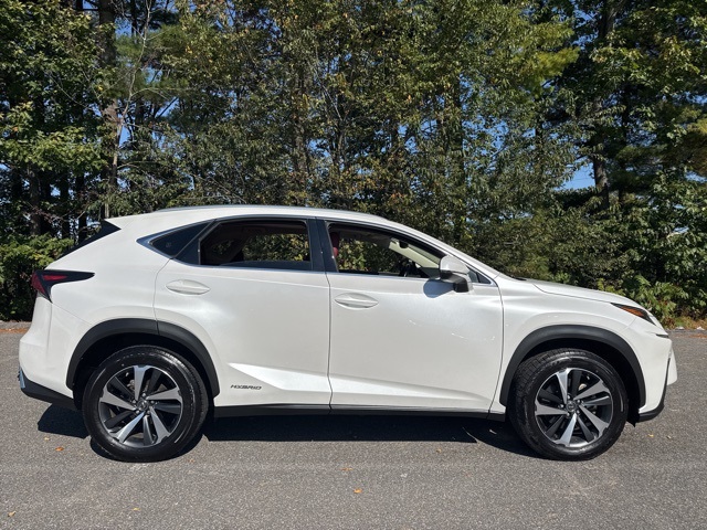 2021 Lexus NX 300h Premium AWD photo 2
