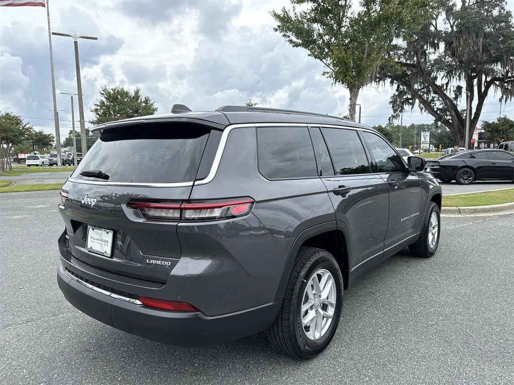 2025 Jeep Grand Cherokee Laredo X photo 3
