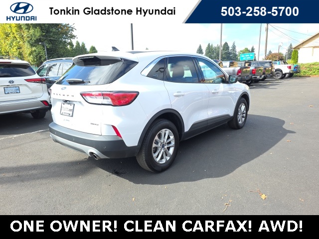 2022 Ford Escape SE photo 4