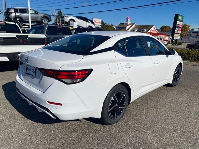 2025 Nissan Sentra SV photo 3